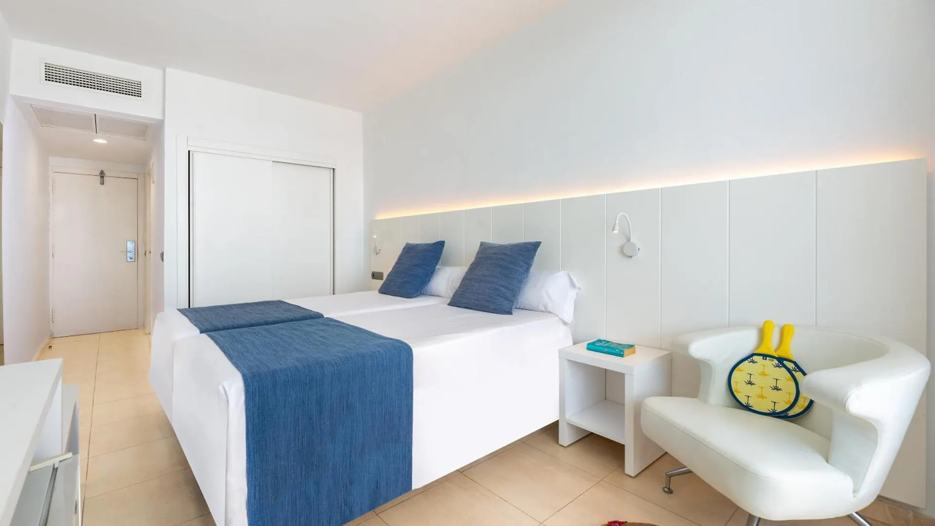 Hotel Vibra Algarb Playa d'en Bossa 4*,  Espagne